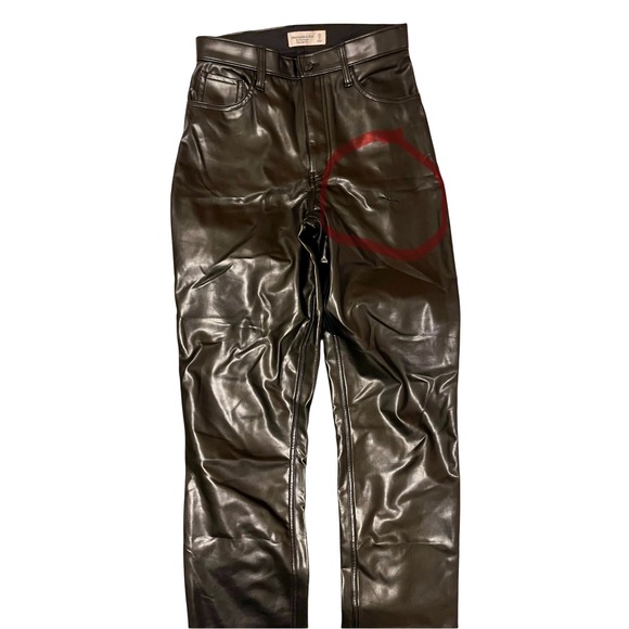 Abercrombie 90s Straight Faux Leather Jeans Black Size 4 High Rise - Picture 3 of 9